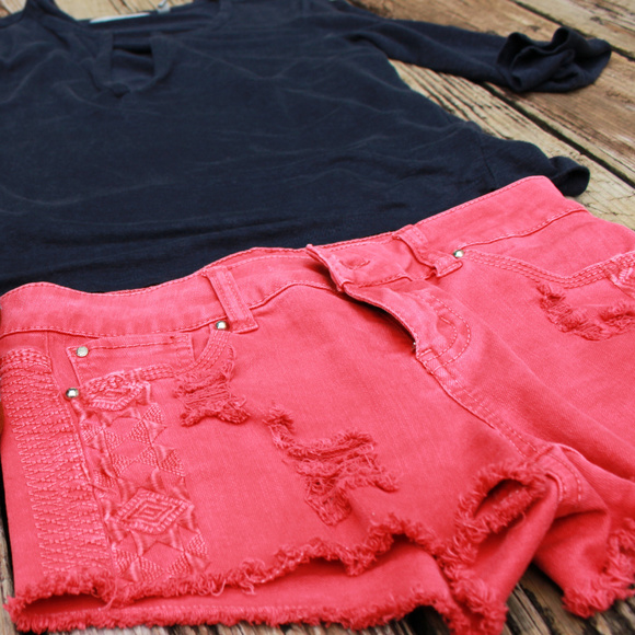 Red Aztec Distressed Denim Shorty Shorts Cutoffs 1 - Picture 7 of 8